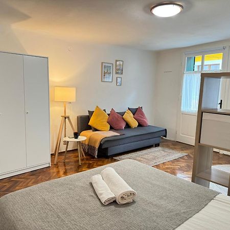 Charming Studio Ideal For Getaways Or Workations In Sibiu'S Medieval City Center Bagian luar foto