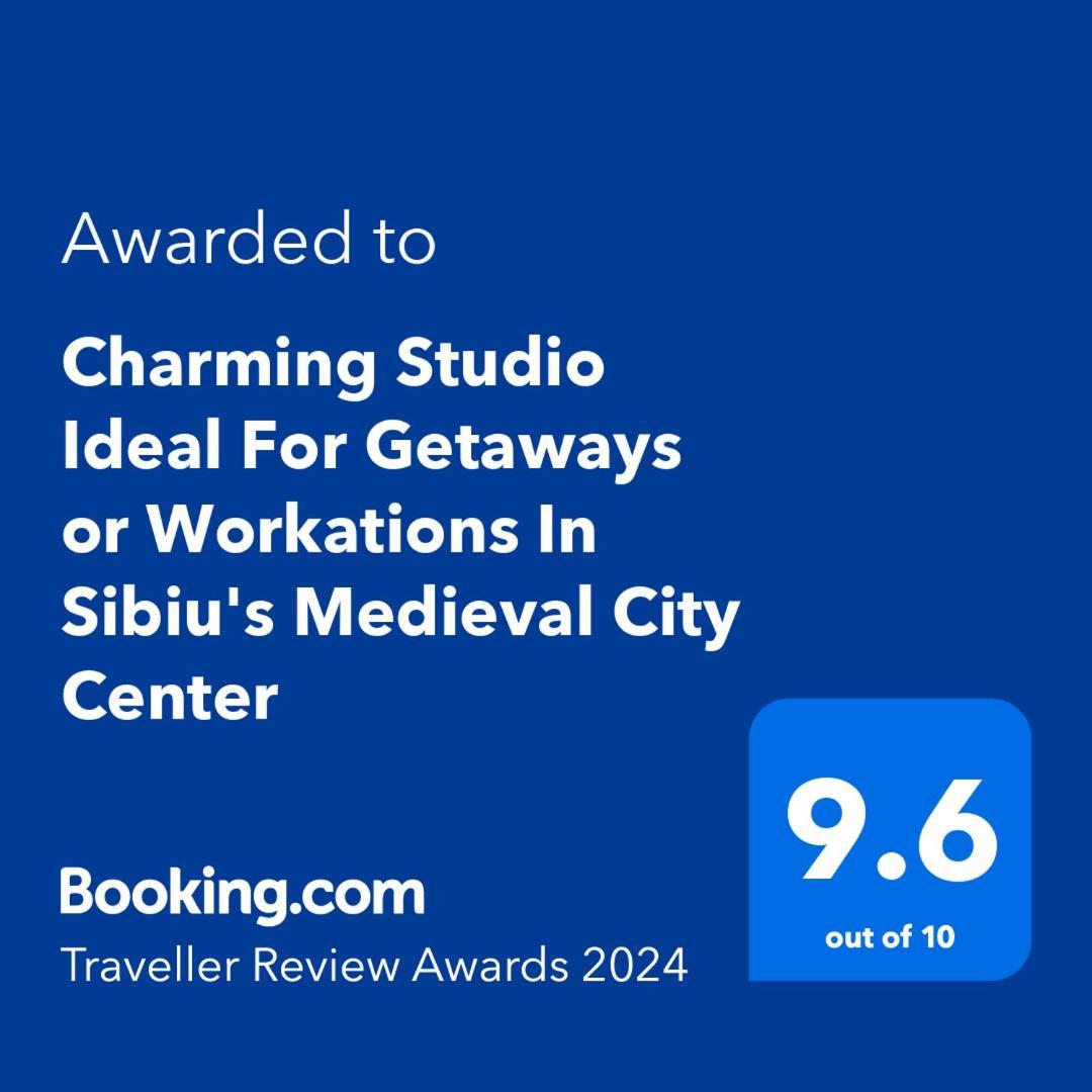 Charming Studio Ideal For Getaways Or Workations In Sibiu'S Medieval City Center Bagian luar foto