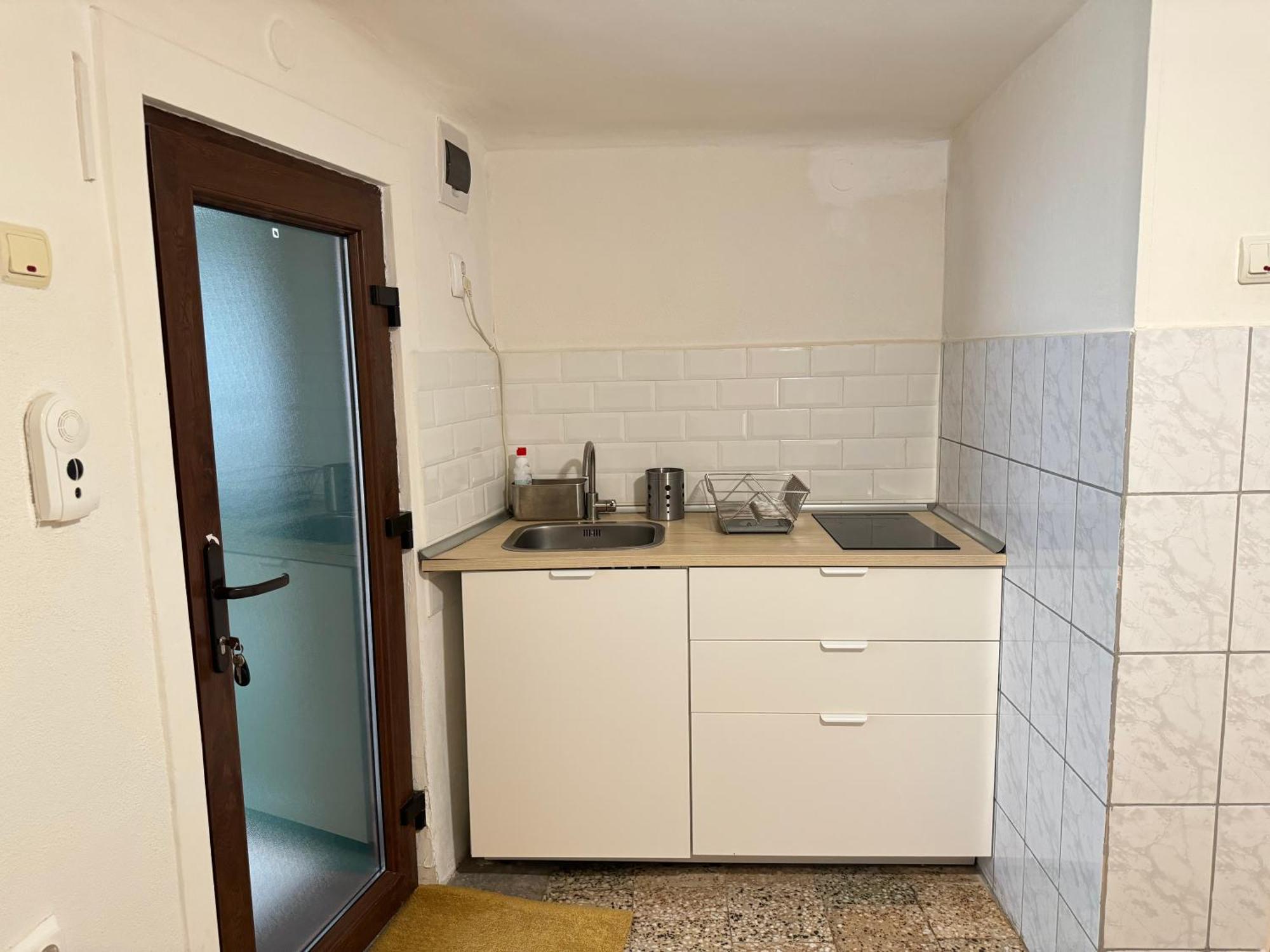 Charming Studio Ideal For Getaways Or Workations In Sibiu'S Medieval City Center Bagian luar foto